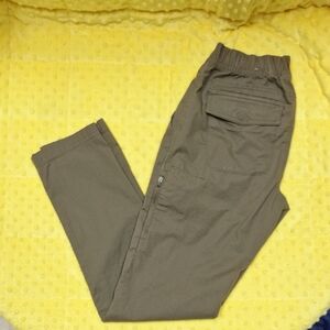 Prana Women's Cargo Pants in Olive
